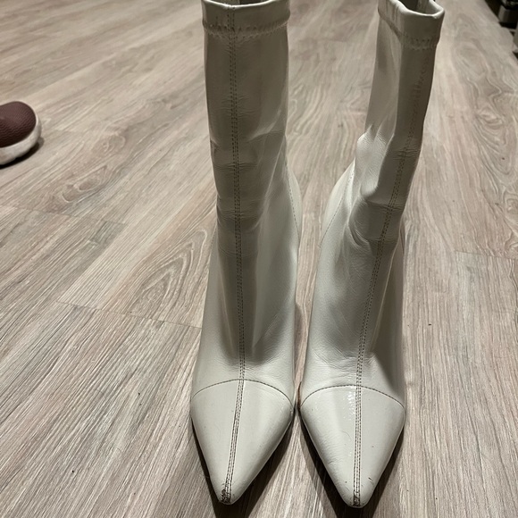 Revolve: RAYE Bevy Bootie - Picture 5 of 8